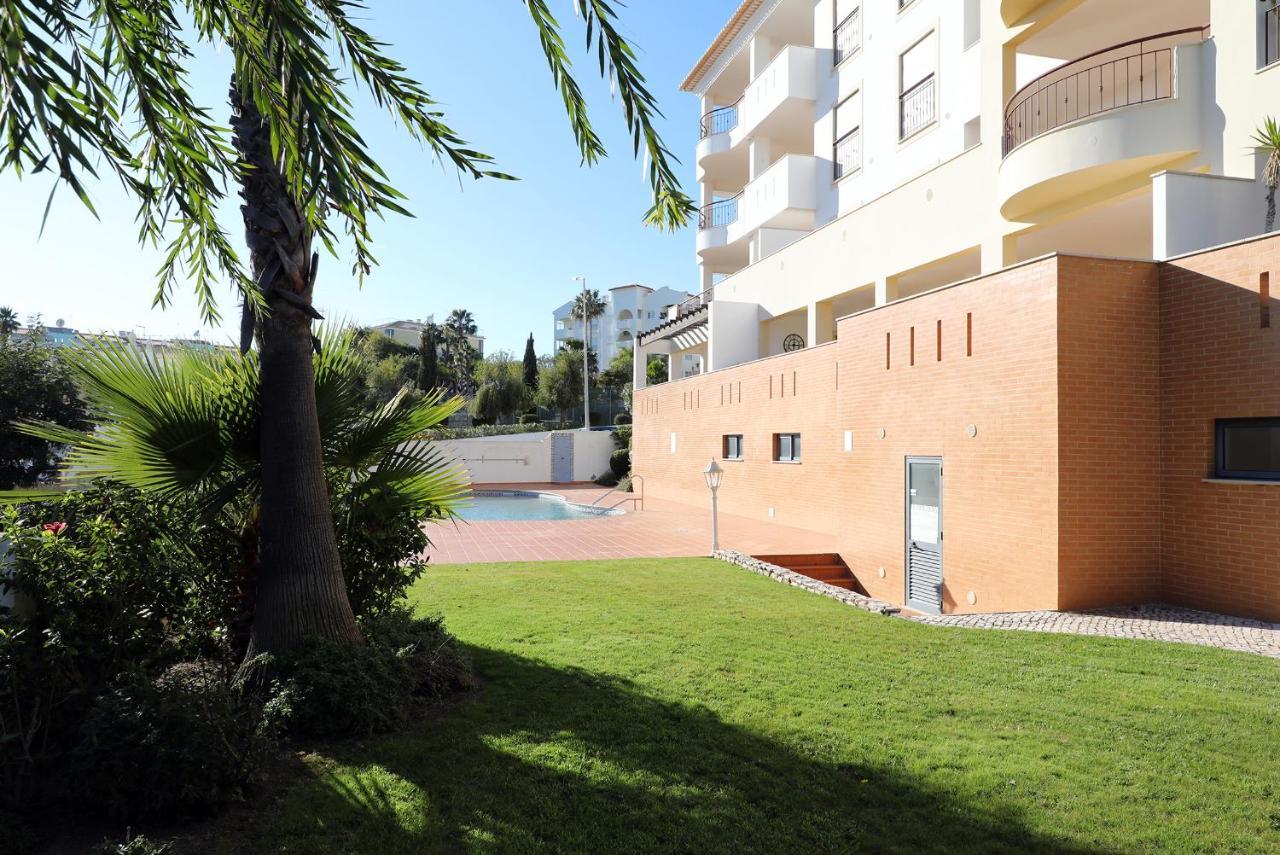 B80 - Gideon Albasol 2 Apartment In Lagos Exterior photo